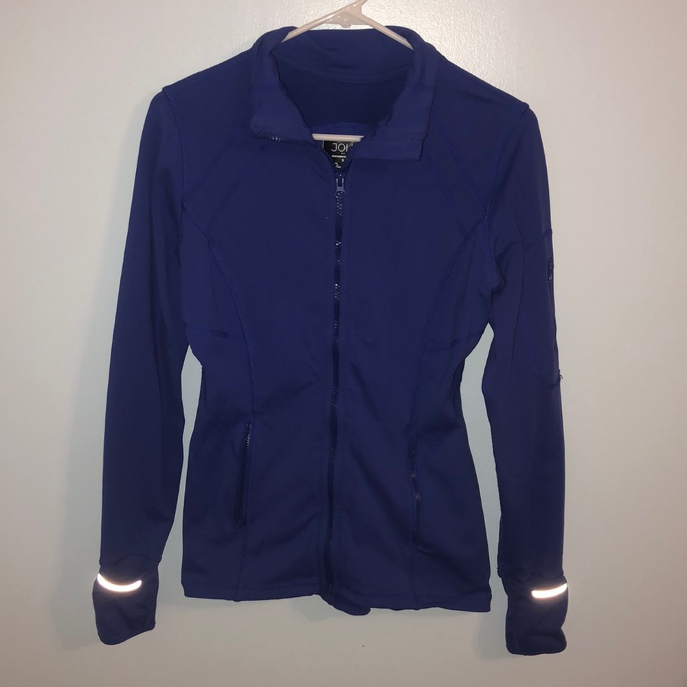 Athletic jacket